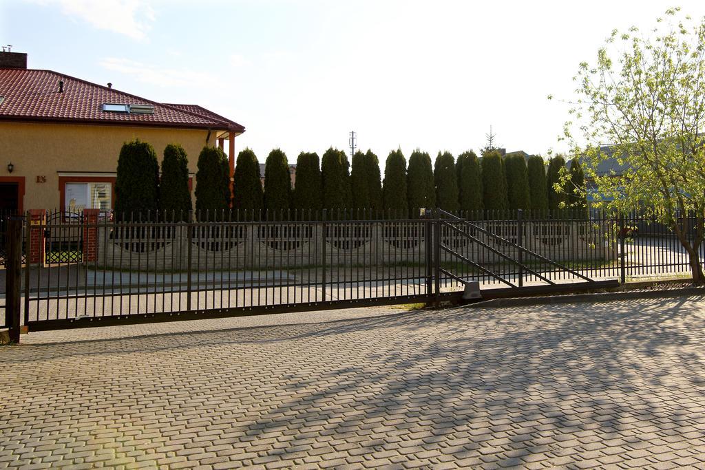 Motel Amadeus Łomża Exterior foto